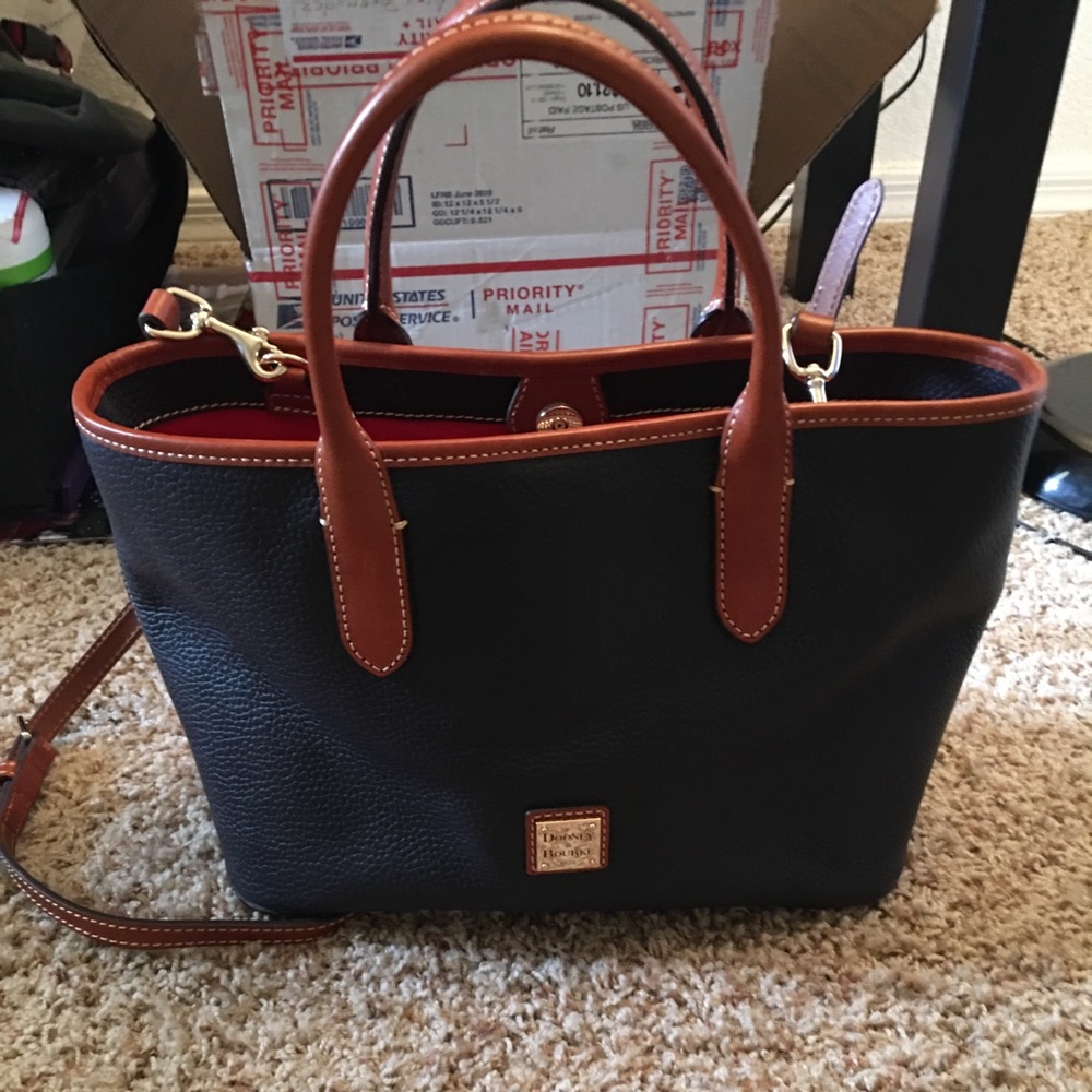 Dooney and bourke handbag